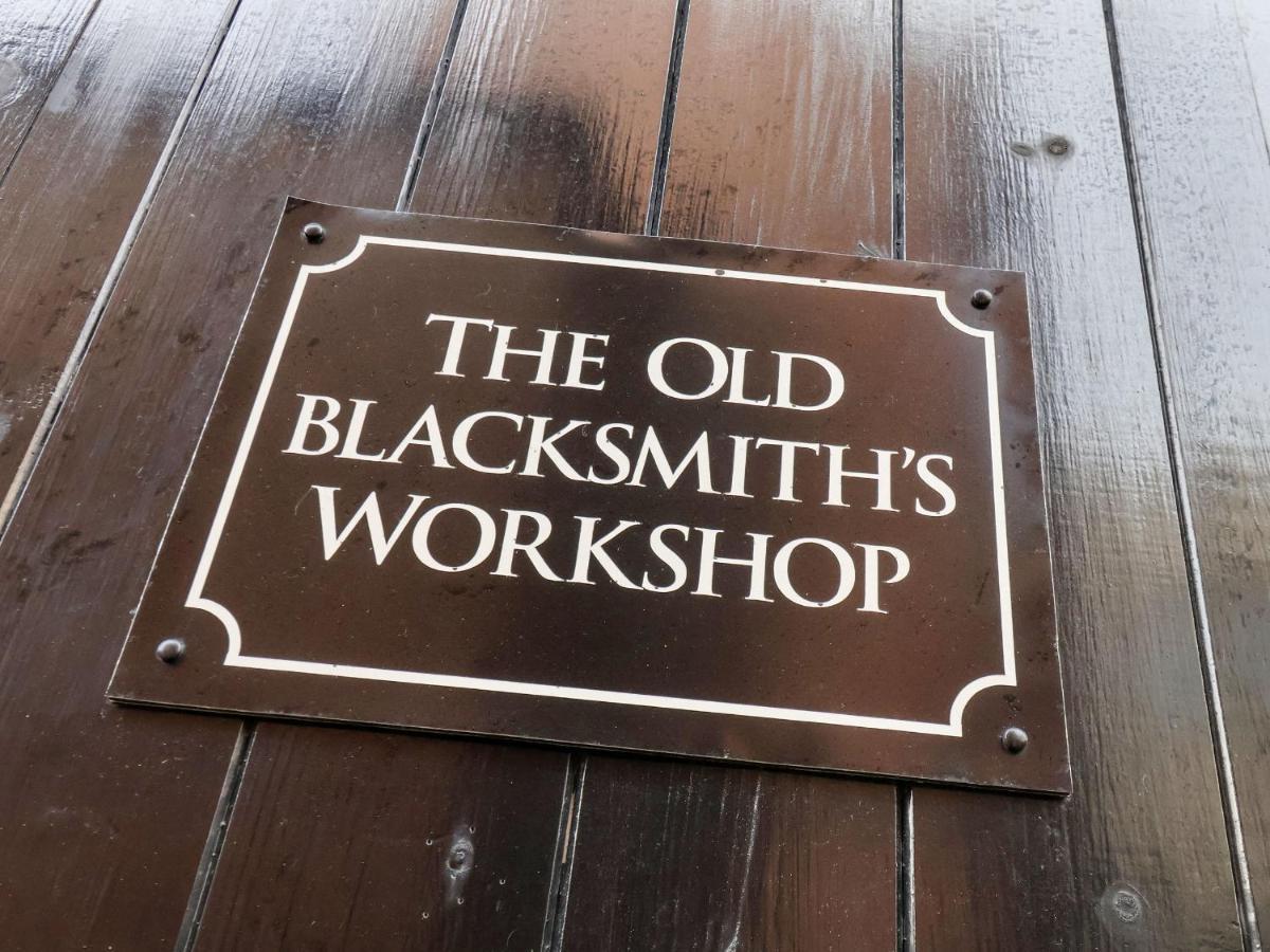 הוילה וויטבי The Old Blacksmith'S Workshop מראה חיצוני תמונה